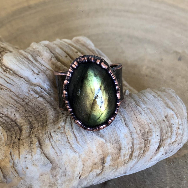 LABRADORITE