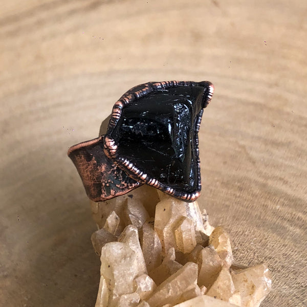 BLACK TOURMALINE